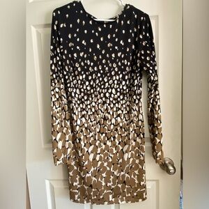 Printed Long Sleeve, Knee Length Dress